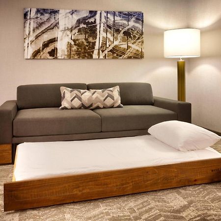 Springhill Suites By Marriott Coralville Extérieur photo