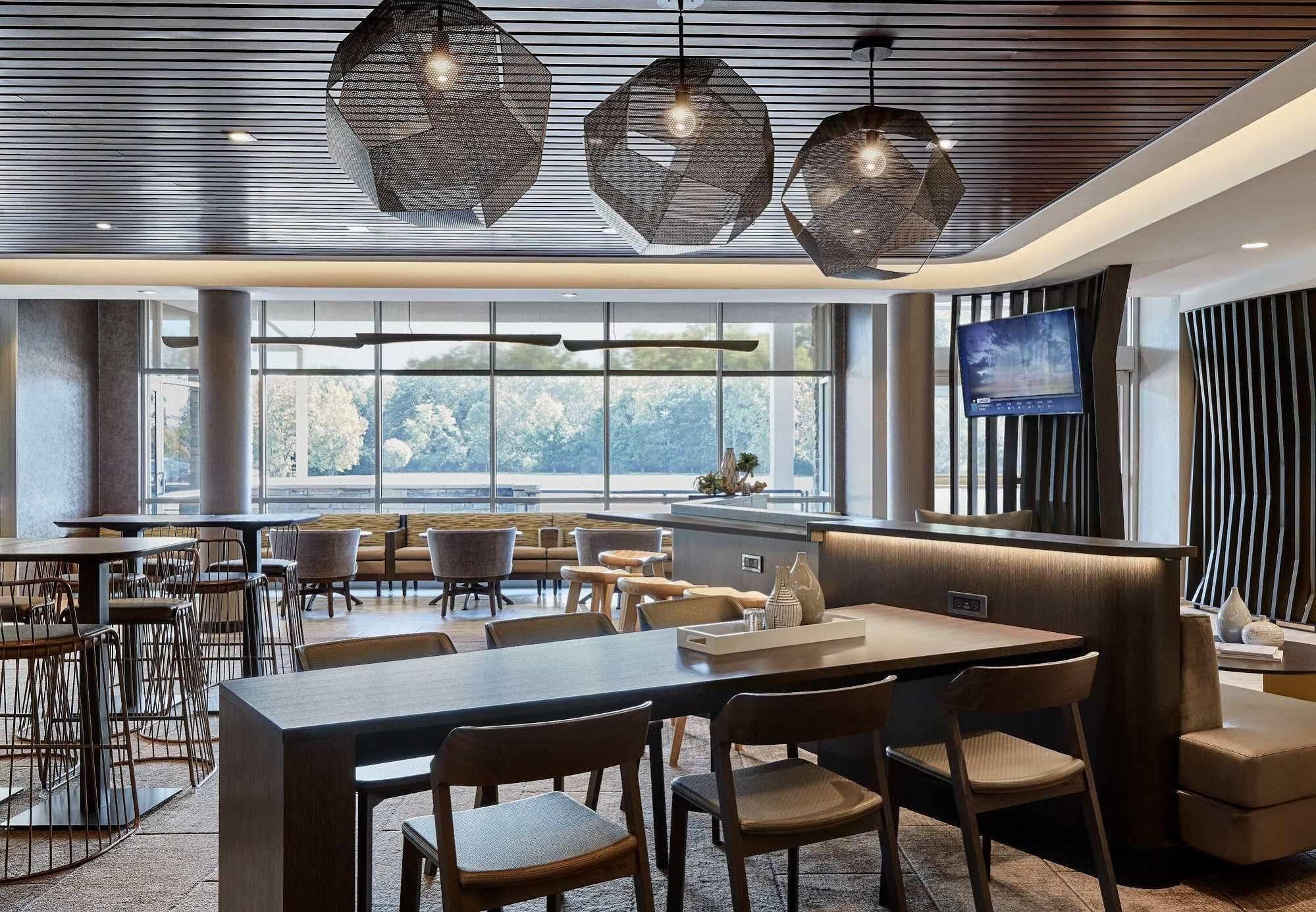 Springhill Suites By Marriott Coralville Extérieur photo