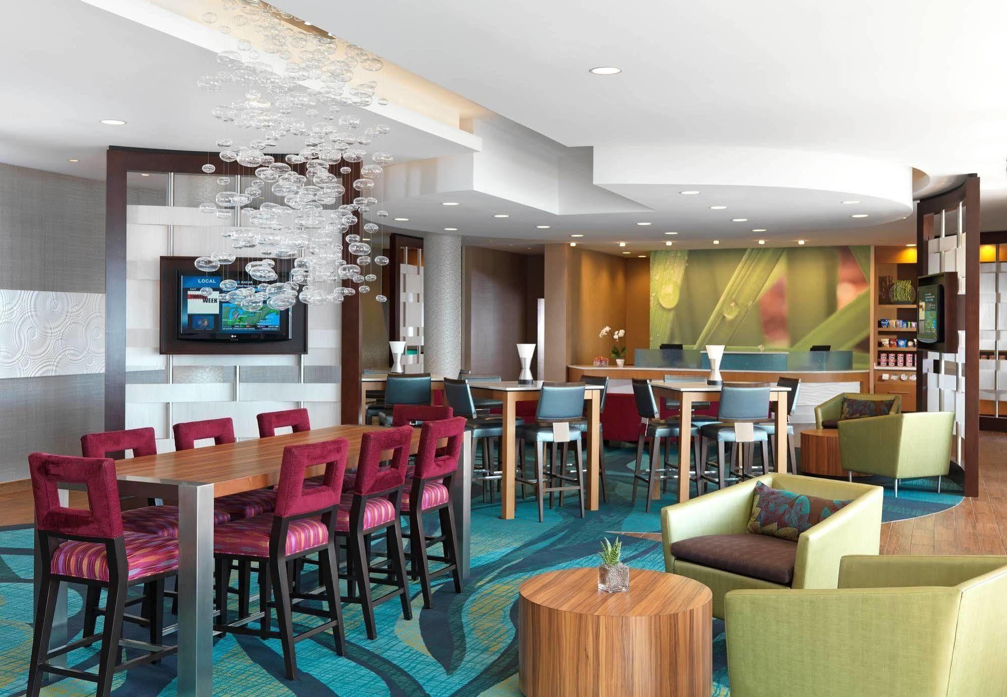 Springhill Suites By Marriott Coralville Extérieur photo