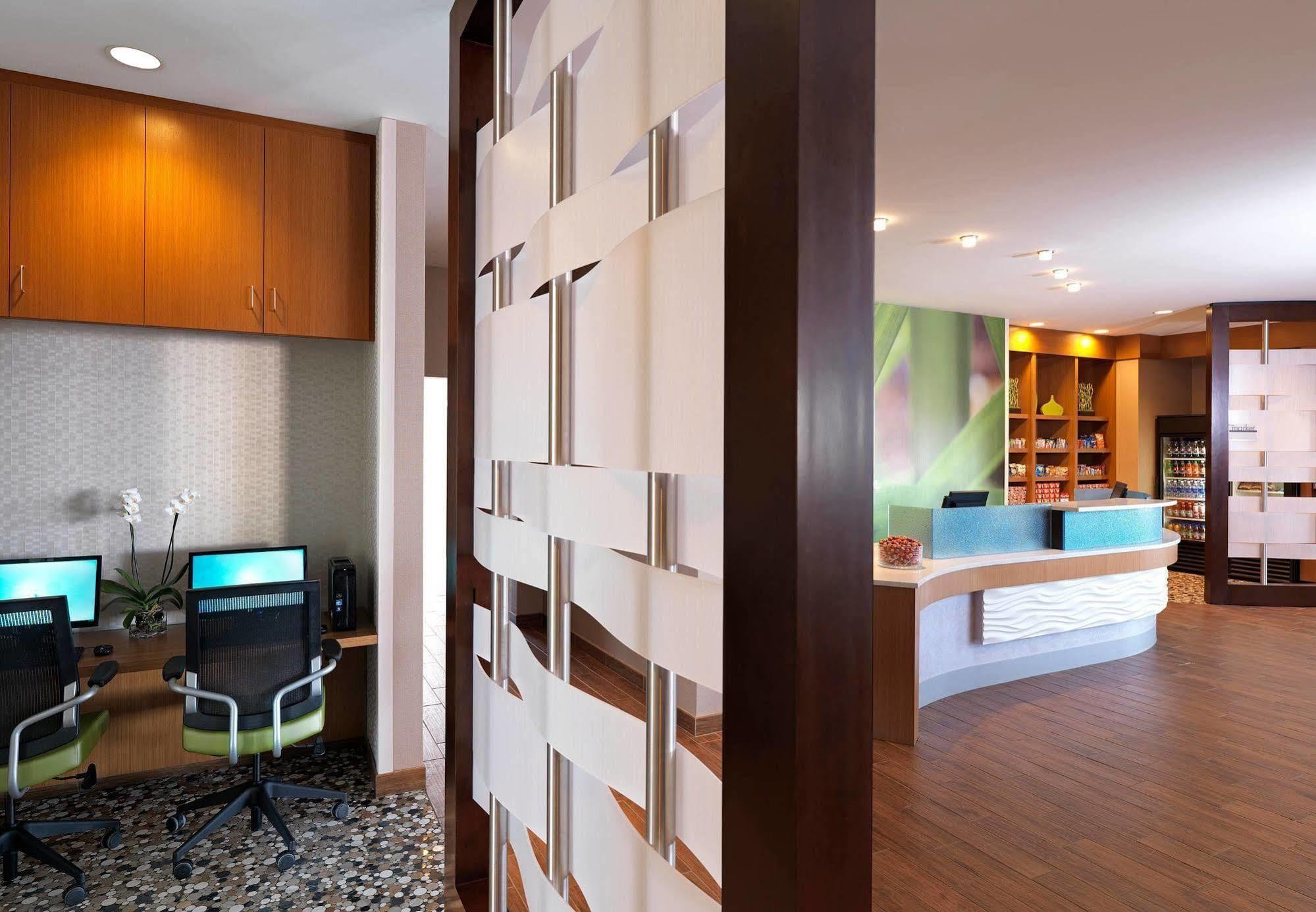 Springhill Suites By Marriott Coralville Extérieur photo